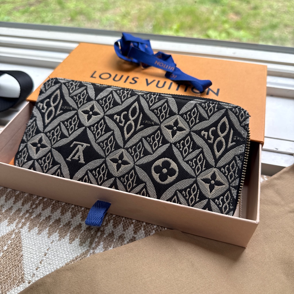 Louis Vuitton Since 1854 Zippy Wallet